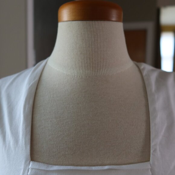 Akris square neck pleated fitted sleeveless top/tank size US 6/FR 38 white $350 - Picture 5 of 15